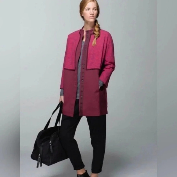 Lululemon Cocoon Car Coat Berry Rust Maroon M Jacket Outdoors Athletic Fall - Picture 1 of 10
